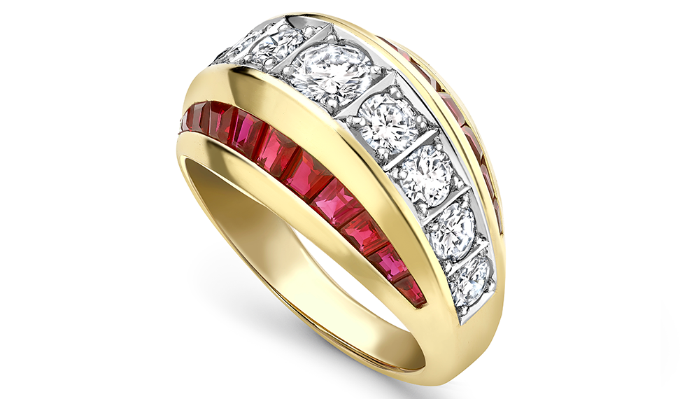 Hattie-rickards-bespoke-diamond-remodelled-engagement-ring